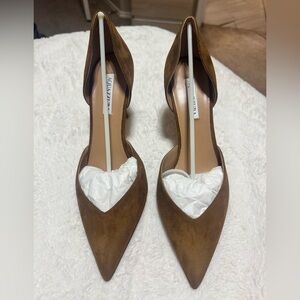 BRAND NEW IN BOX Aquazzura Uptown Pump size 41.5